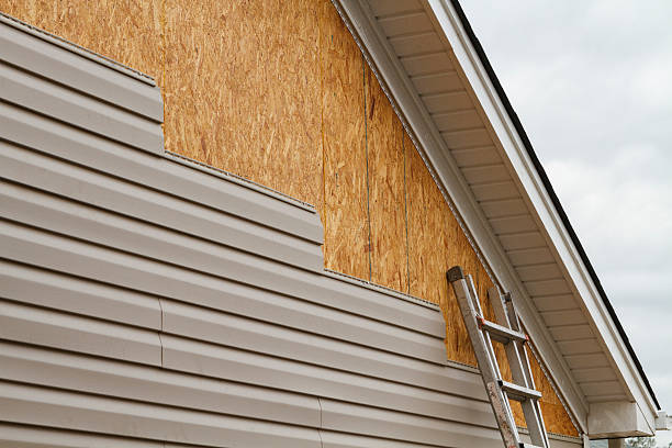 24/7 Emergency Vinyl Siding experts in Colonia, NJ
